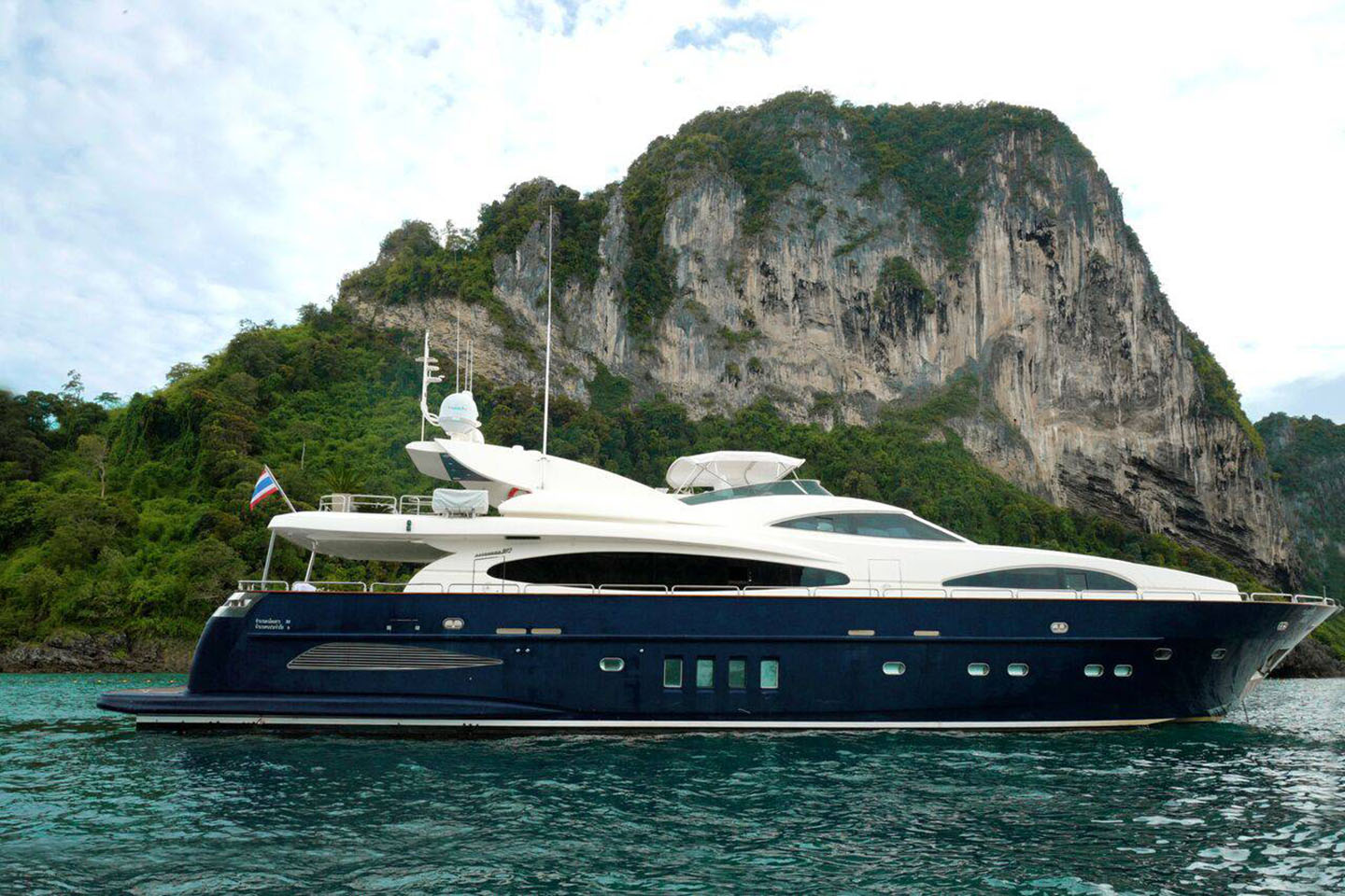 Luxury-yacht - Astondoa